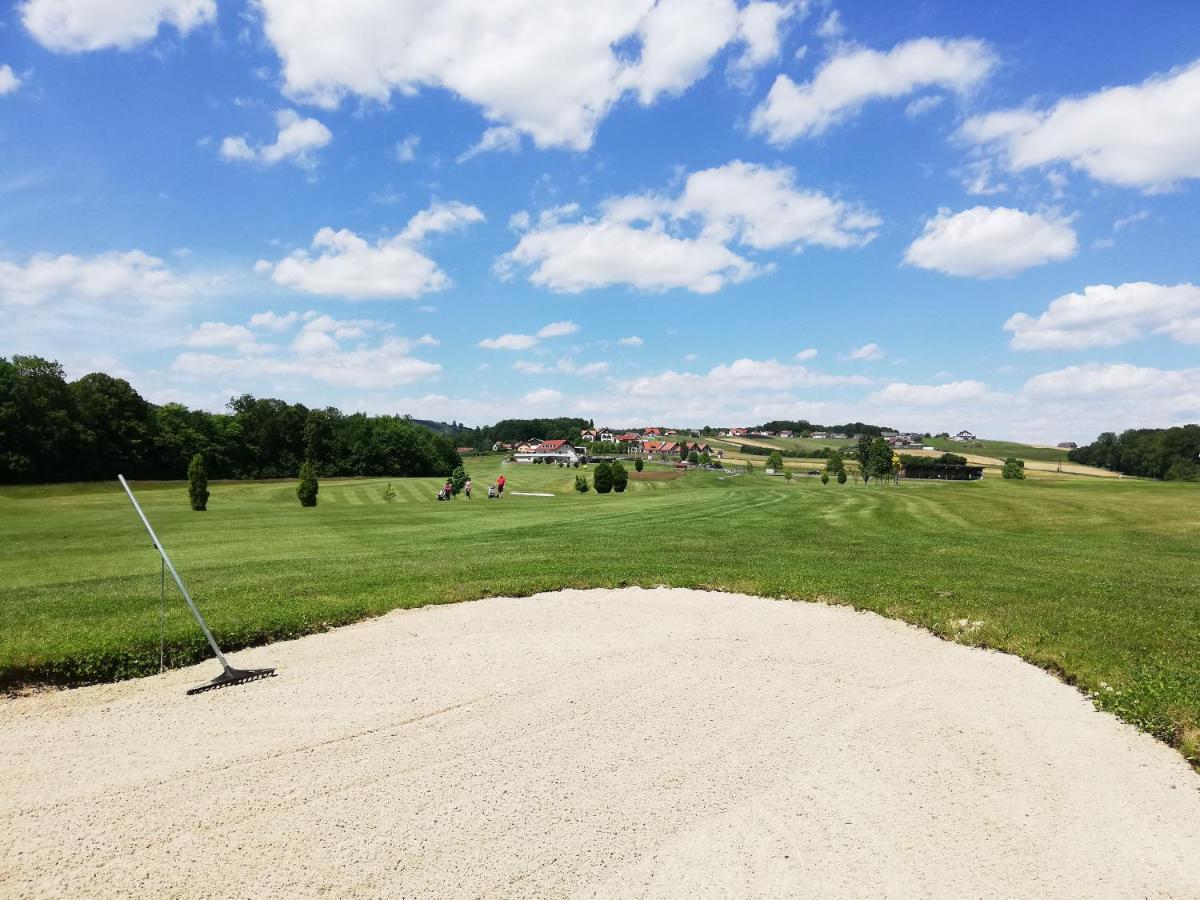 Golf Resort Kloech Buitenkant foto